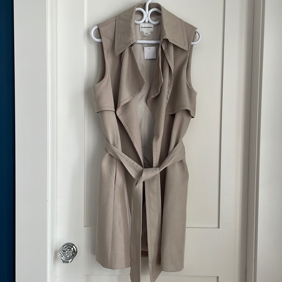 Club Monaco Jackets & Blazers - NWT Club Monaco size M vest trench coat look